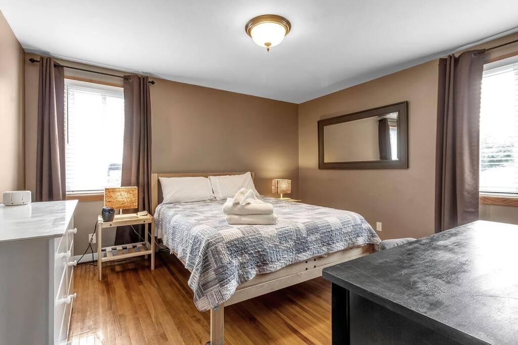 Gorgeous 2 Queen Bedroom Apartment In North Buffalo With 70 Inch Tv Exterior foto